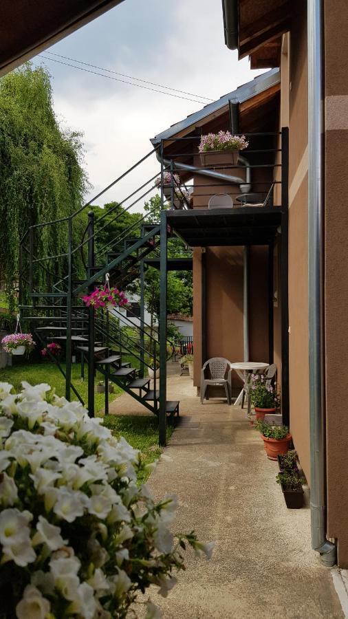 Apartmani V&F Vrnjačka Banja Екстериор снимка