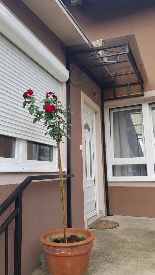 Apartmani V&F Vrnjačka Banja Екстериор снимка