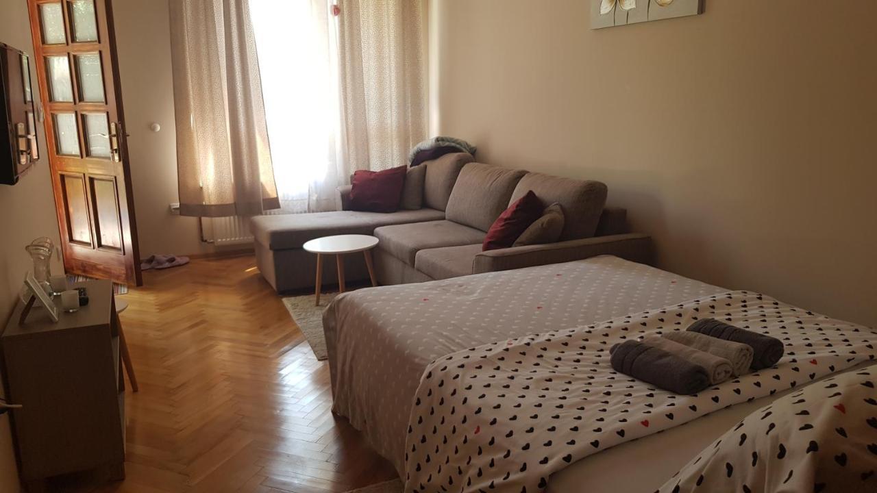 Apartmani V&F Vrnjačka Banja Екстериор снимка